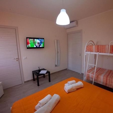 B&B Miramare Suite Tarento Exterior foto